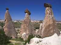 Tuffkegeltrio im Paşabağı Tal